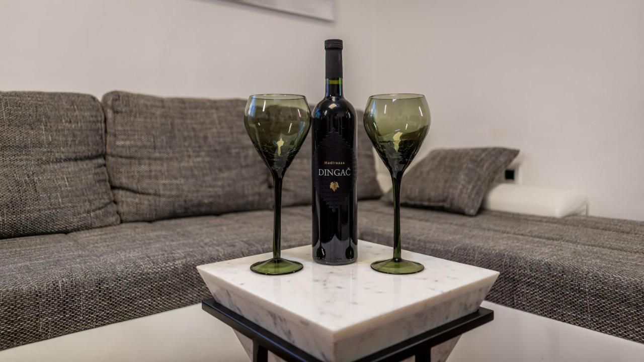 Four Seasons Apartment - Free Parking Zágráb Kültér fotó